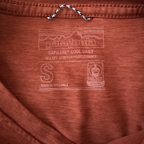 Patagonia Men's Small Orange Red Capilene S/S Guitar Graphic Live Simply T-Shirt - Picture 5 of 7